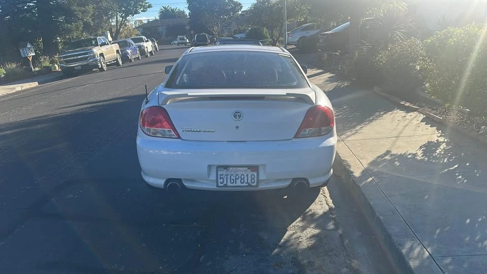 2006 Hyundai Tiburon - Image 14 of 14