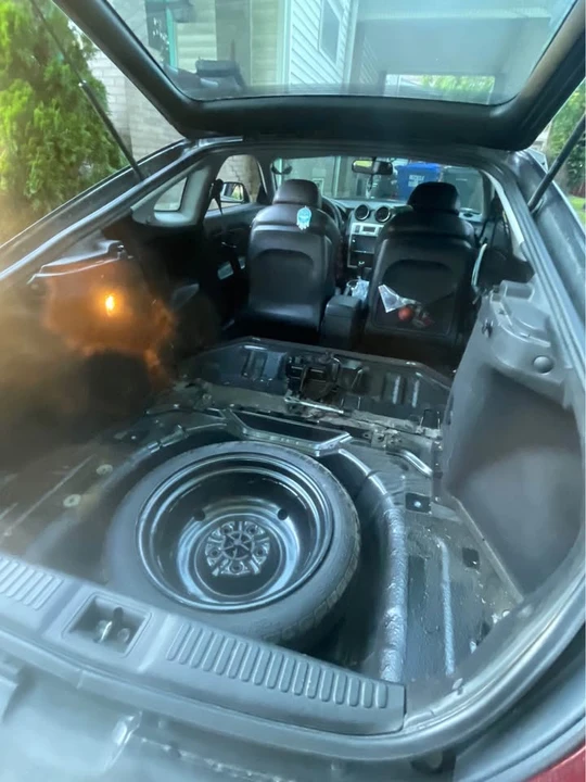2006 Hyundai Tiburon - Image 5 of 7