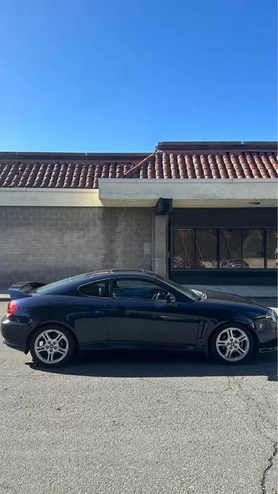 2006 Hyundai Tiburon - Image 3 of 8
