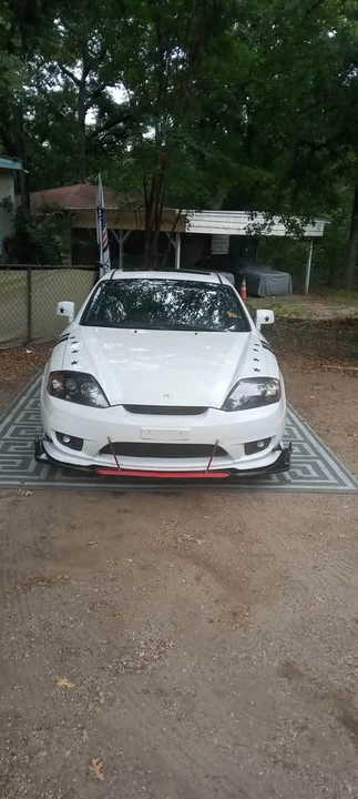 2006 Hyundai Tiburon - Image 4 of 8