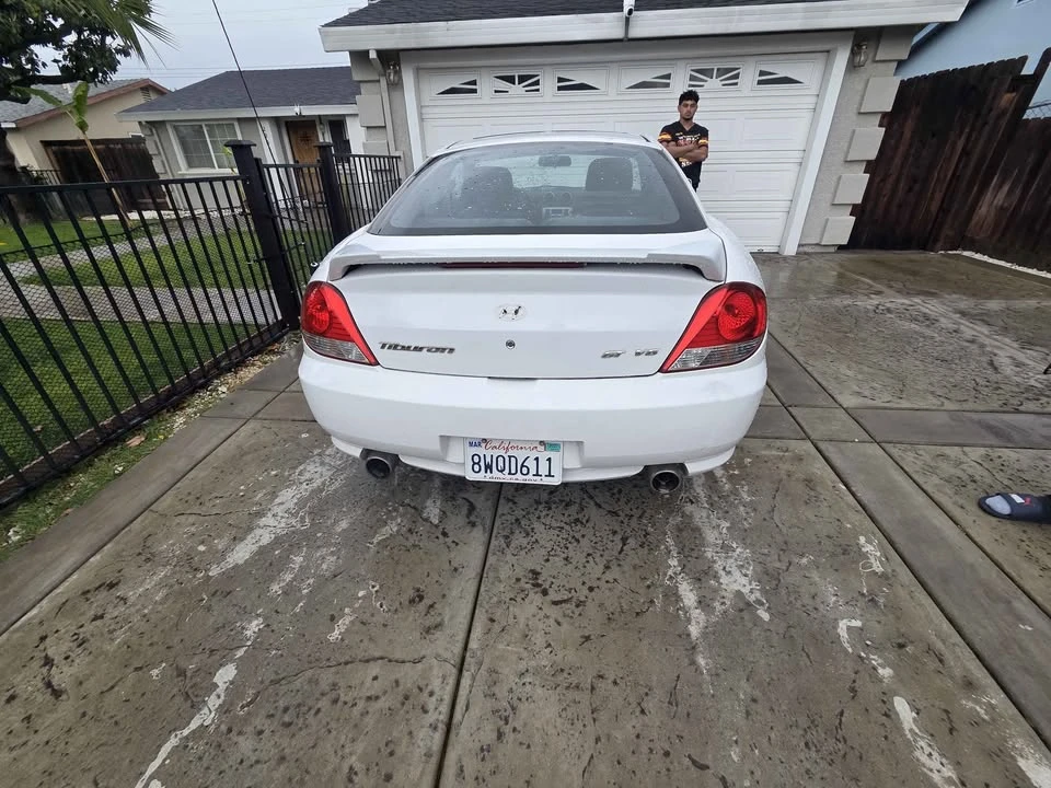 2006 Hyundai Tiburon - Image 18 of 20