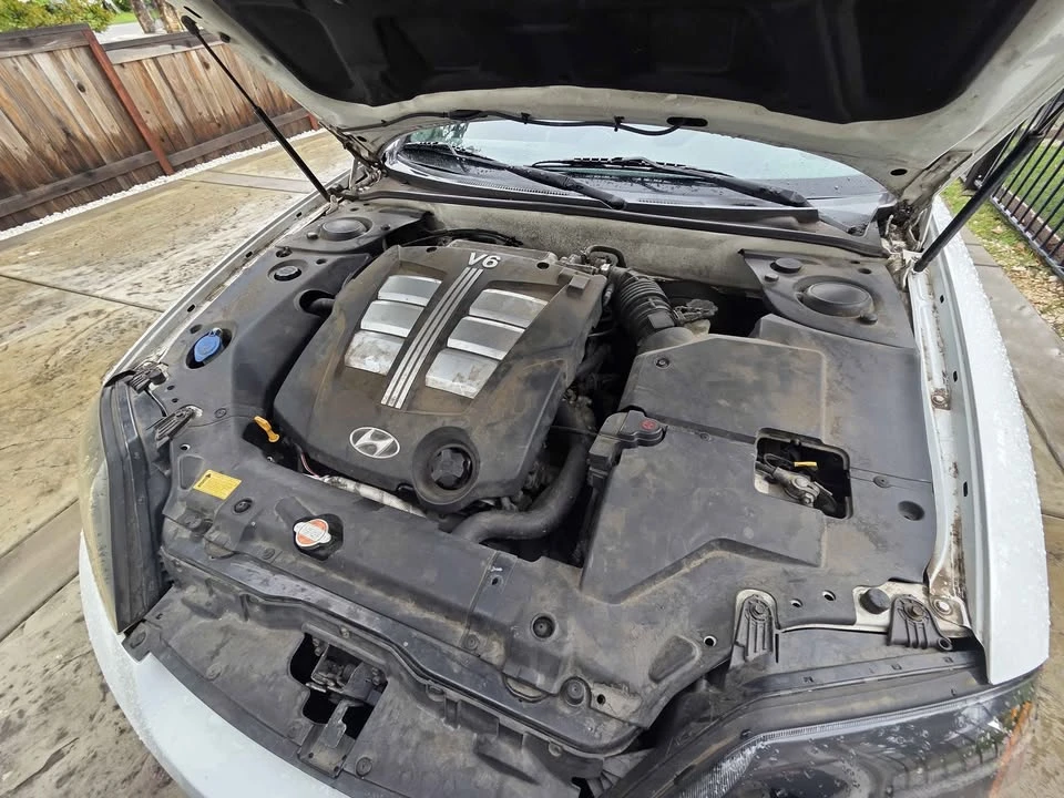 2006 Hyundai Tiburon - Image 16 of 20