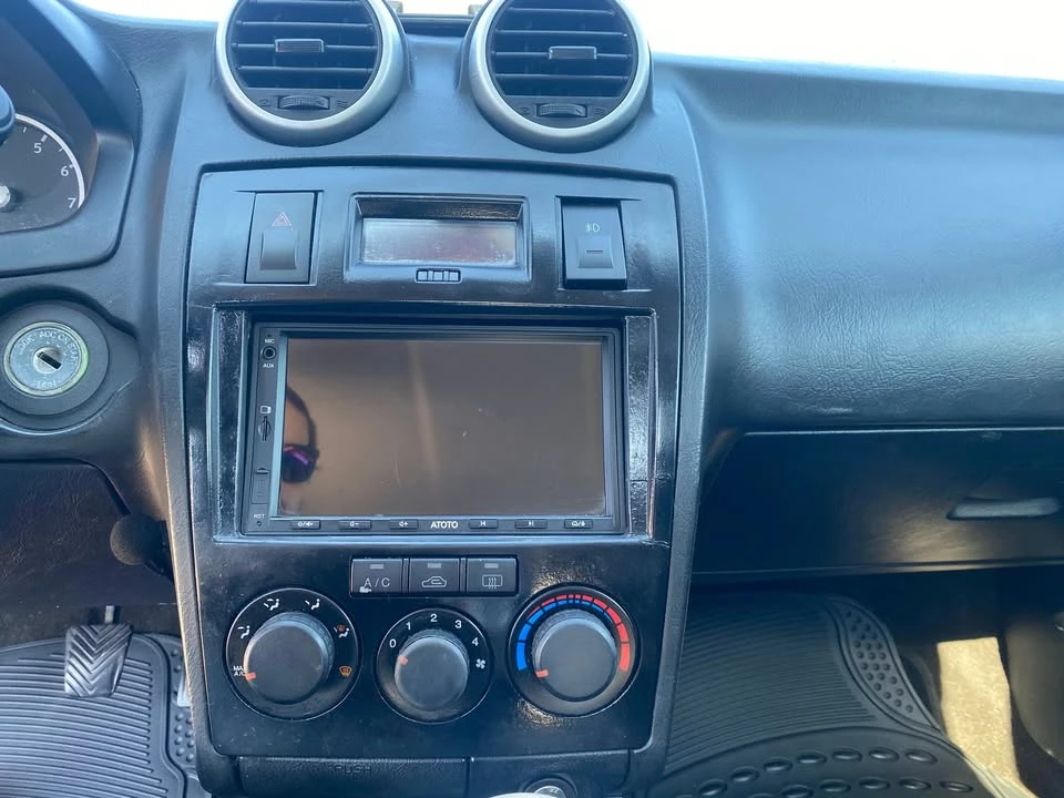 2006 Hyundai Tiburon - Image 10 of 20