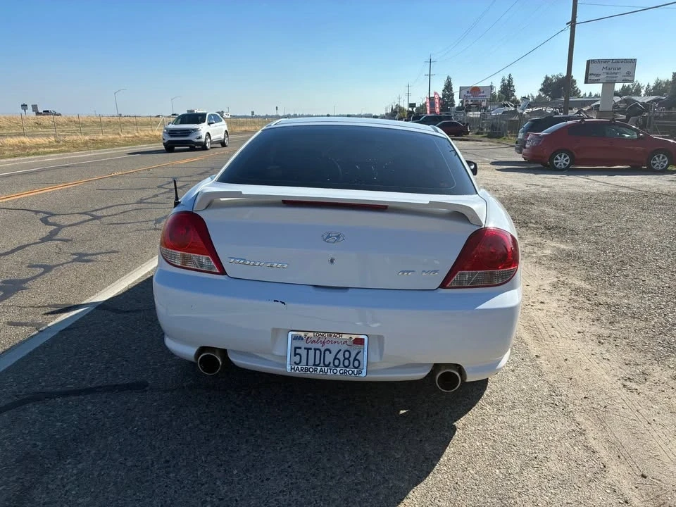 2006 Hyundai Tiburon - Image 9 of 20