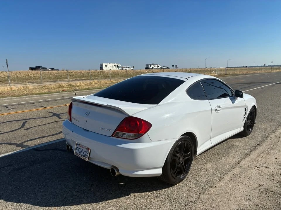 2006 Hyundai Tiburon - Image 8 of 20