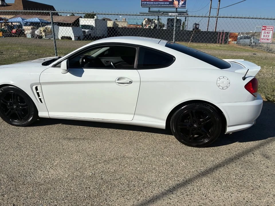 2006 Hyundai Tiburon - Image 19 of 19