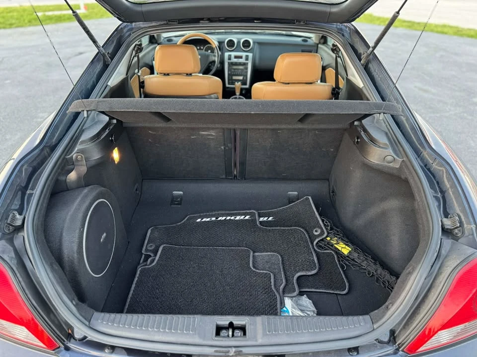 2006 Hyundai Tiburon - Image 11 of 18