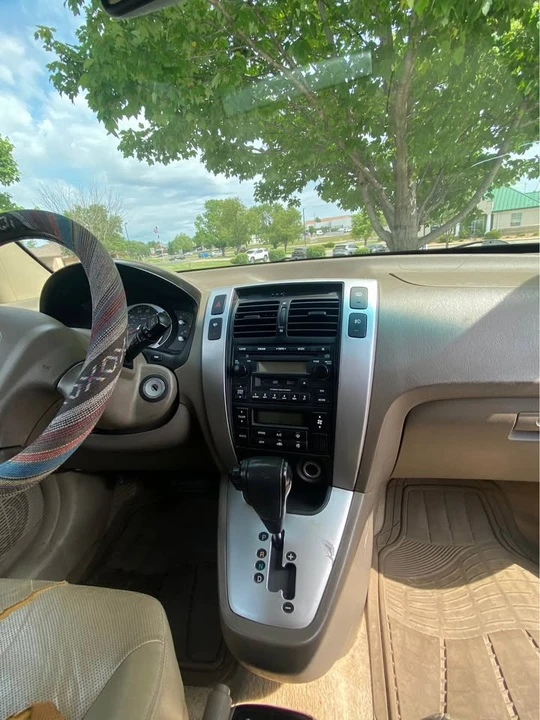 2006 Hyundai Tucson - Image 9 of 15