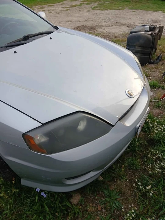 2006 Hyundai Tiburon - Image 3 of 9