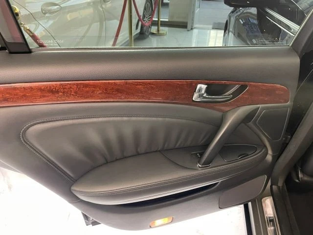 2006 Infiniti Q45 3rd Gen - Image 18 of 31