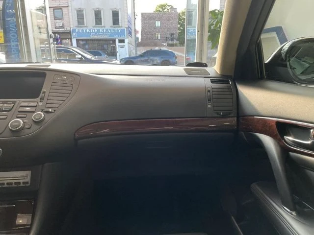2006 Infiniti Q45 3rd Gen - Image 25 of 31