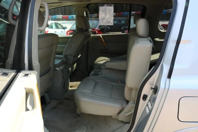 2006 Infiniti QX80 - Image 10 of 18
