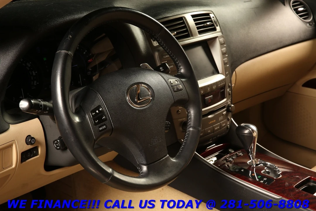 2006 Lexus IS 2nd Gen - Image 11 of 21