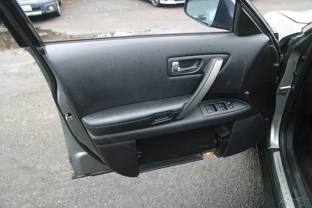 2006 Infiniti FX 1st Gen - Image 10 of 21
