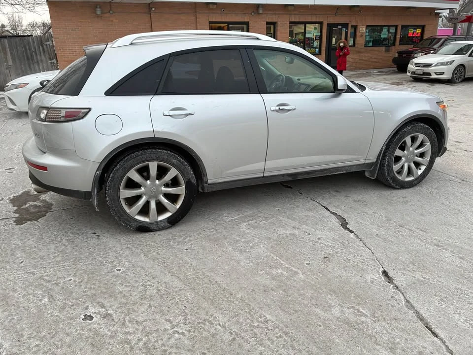 2006 Infiniti FX 1st Gen - Image 2 of 13