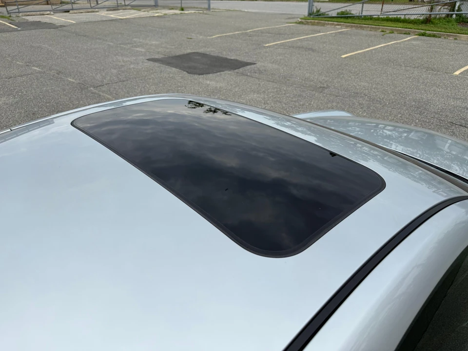 2006 Infiniti G35 3rd Gen - Image 25 of 31