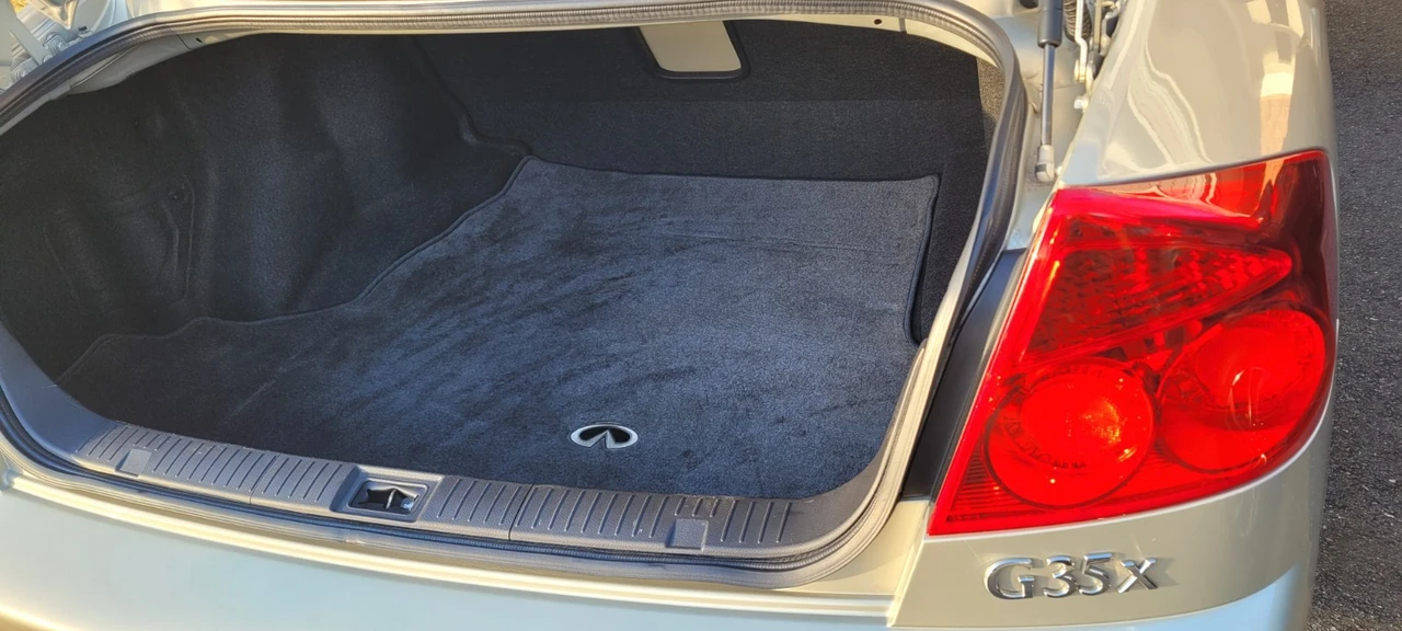2006 Infiniti G35 3rd Gen - Image 19 of 21