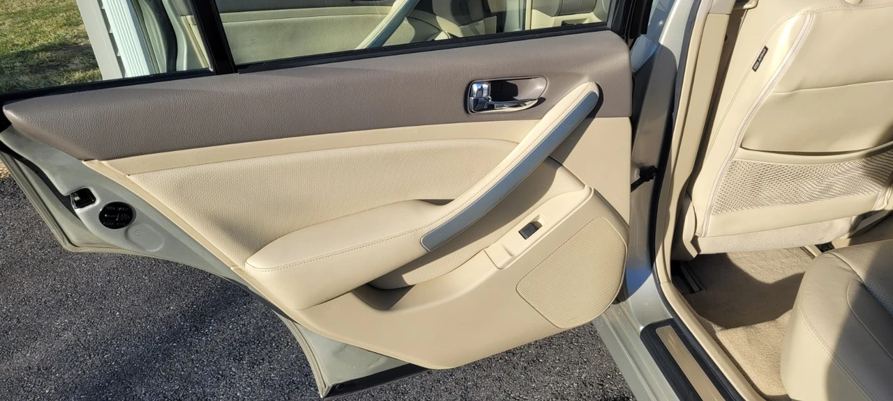 2006 Infiniti G35 3rd Gen - Image 15 of 21