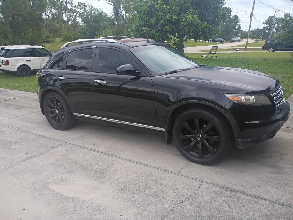 2006 Infiniti FX 1st Gen - Image 2 of 13
