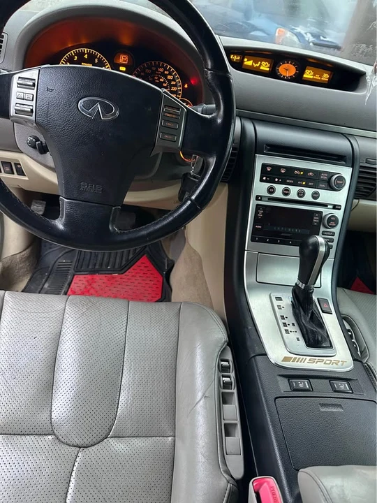 2006 Infiniti G35 3rd Gen - Image 16 of 18
