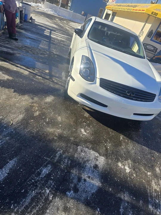 2006 Infiniti G35 3rd Gen - Image 3 of 4