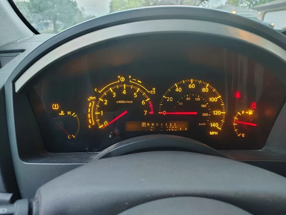 2006 Infiniti QX80 - Image 3 of 10