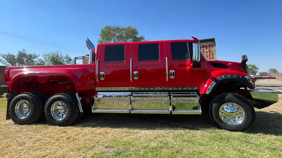 2006 International 4300 - Image 2 of 20