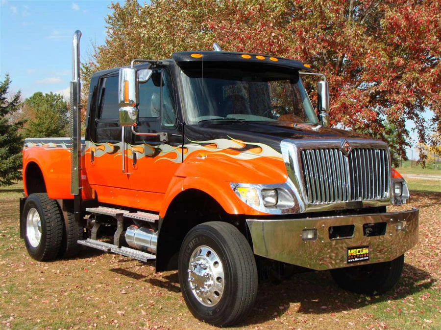 2006 International Harvester XT - Image 6 of 6