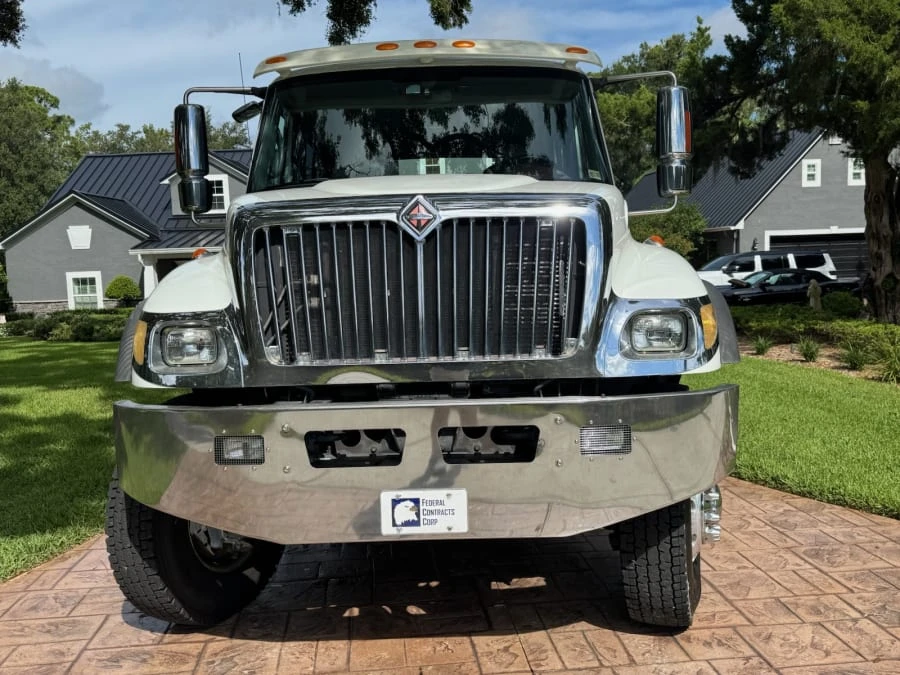 2006 International Harvester XT - Image 3 of 10