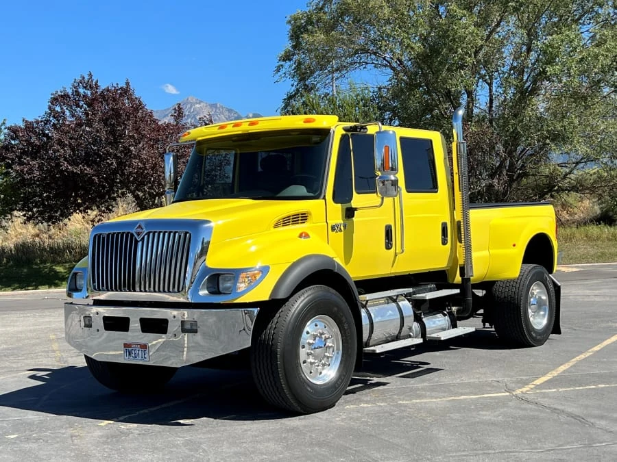 2006 International Harvester XT - Image 10 of 31