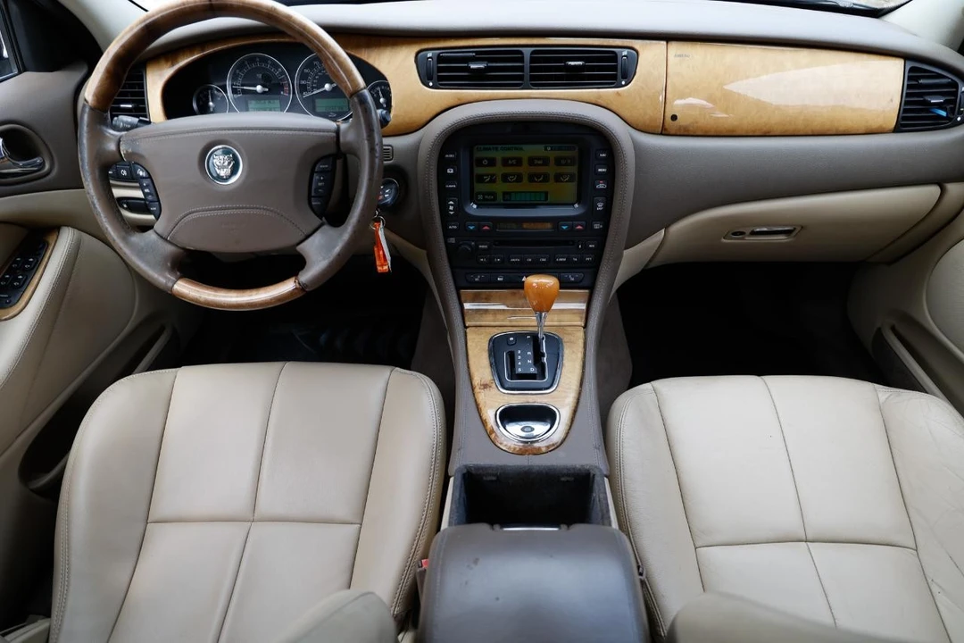 2006 Jaguar S-Type 2nd Gen - Image 2 of 21