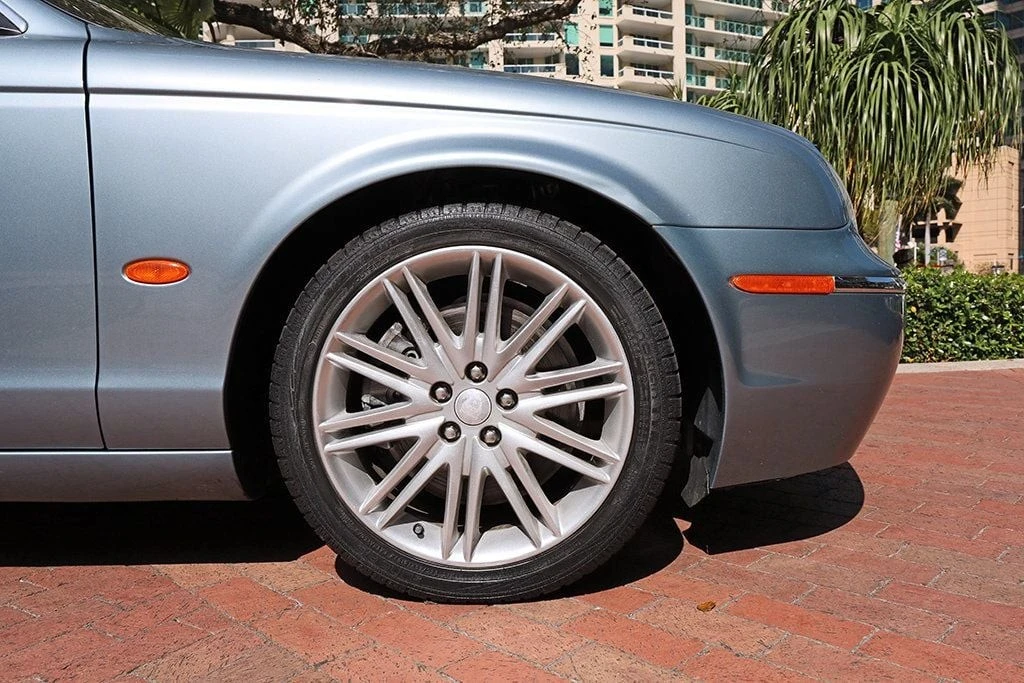 2006 Jaguar S-Type 2nd Gen - Image 25 of 31