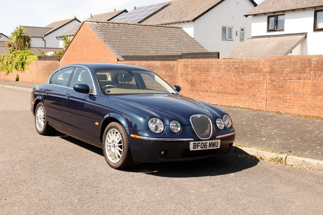 2006 Jaguar S-Type 2nd Gen - Image 13 of 31