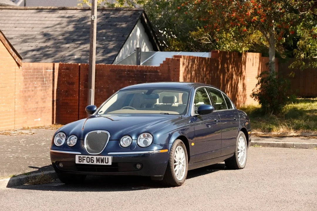 2006 Jaguar S-Type 2nd Gen - Image 15 of 31