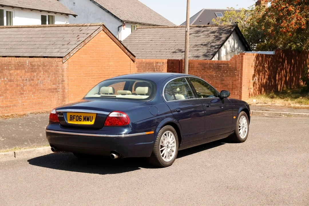 2006 Jaguar S-Type 2nd Gen - Image 28 of 31