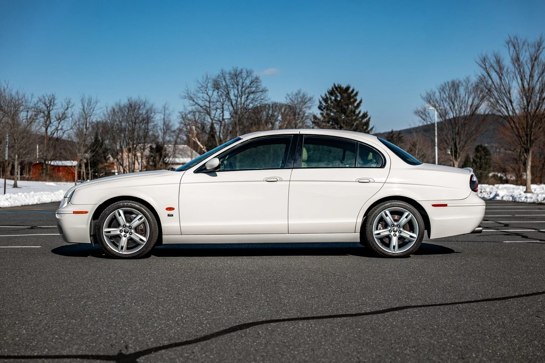 2006 Jaguar S-Type 2nd Gen - Image 9 of 31