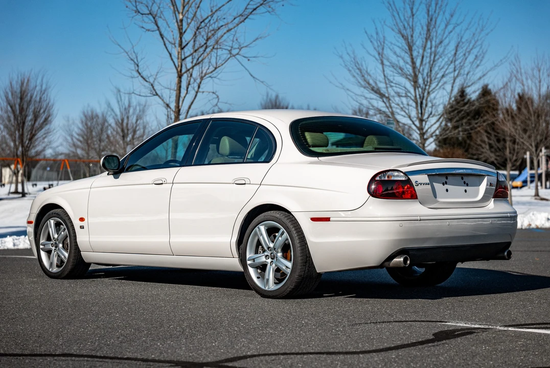 2006 Jaguar S-Type 2nd Gen - Image 10 of 31