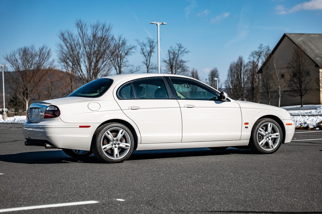 2006 Jaguar S-Type 2nd Gen - Image 15 of 31