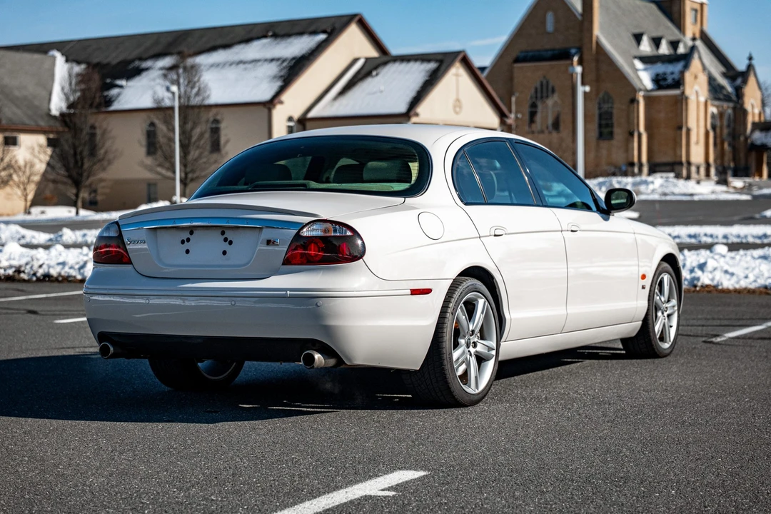 2006 Jaguar S-Type 2nd Gen - Image 19 of 31