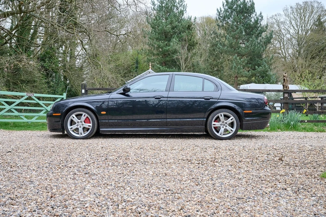2006 Jaguar S-Type 2nd Gen - Image 9 of 30