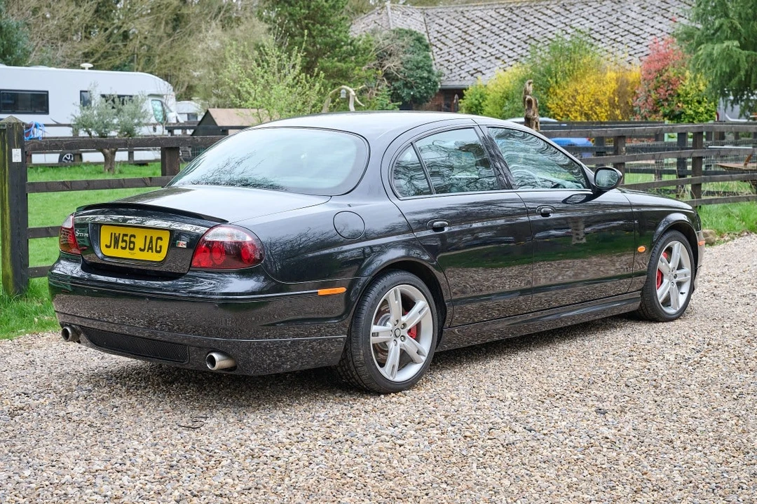 2006 Jaguar S-Type 2nd Gen - Image 17 of 30