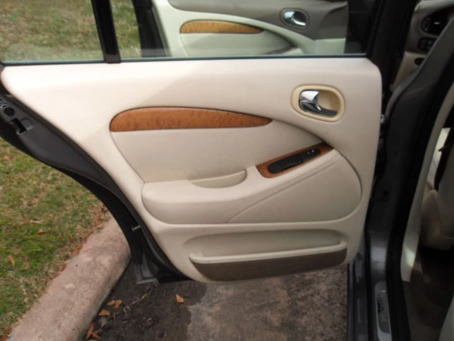 2006 Jaguar S-Type 2nd Gen - Image 9 of 31