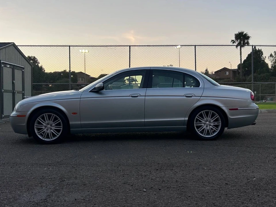 2006 Jaguar S-Type 2nd Gen - Image 2 of 24