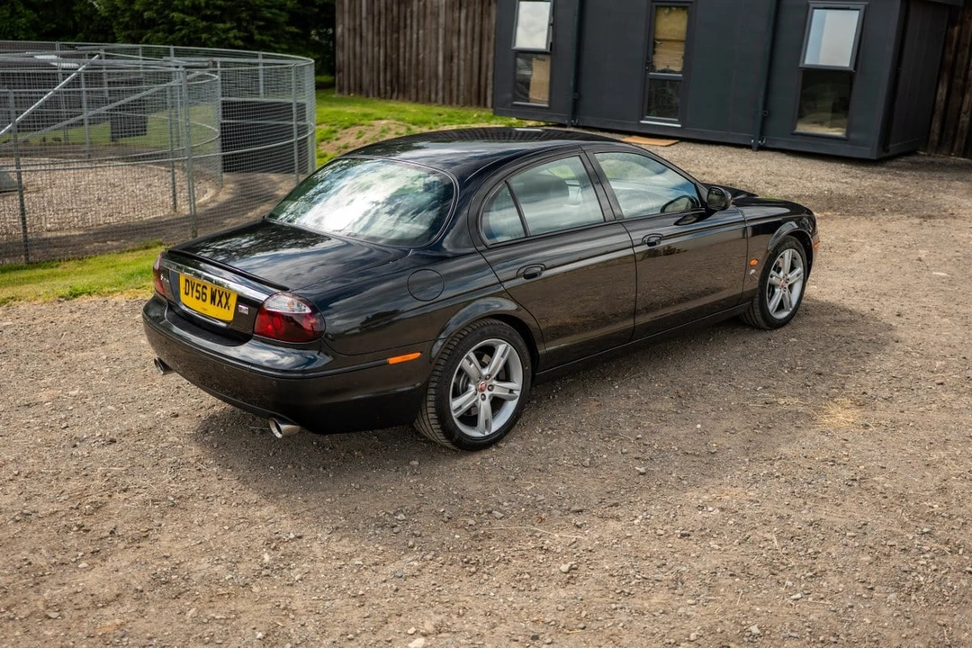 2006 Jaguar S-Type 2nd Gen - Image 11 of 31