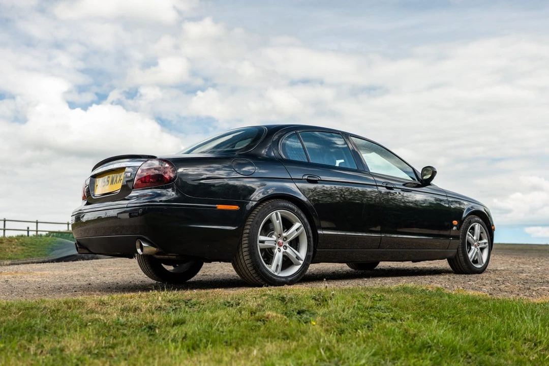 2006 Jaguar S-Type 2nd Gen - Image 16 of 31