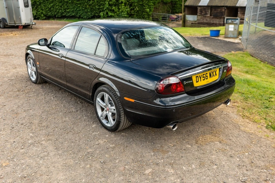 2006 Jaguar S-Type 2nd Gen - Image 24 of 31