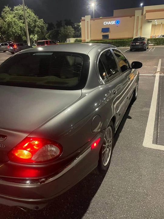 2006 Jaguar X-Type - Image 10 of 11