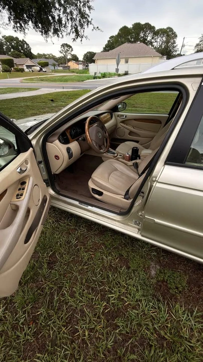 2006 Jaguar X-Type - Image 5 of 12