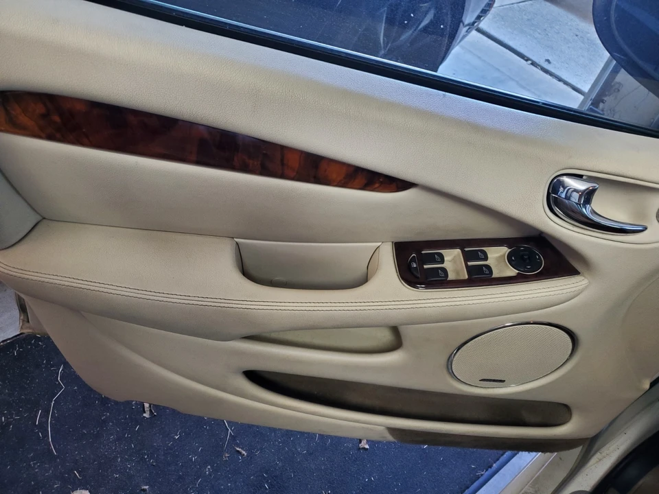 2006 Jaguar X-Type - Image 4 of 12