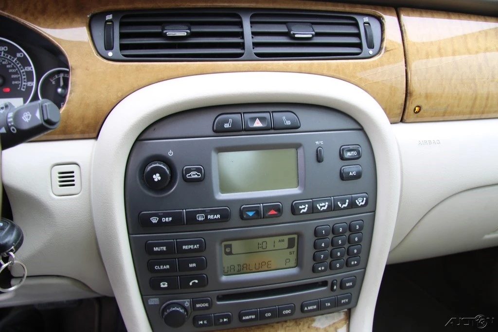 2006 Jaguar X-Type - Image 17 of 21
